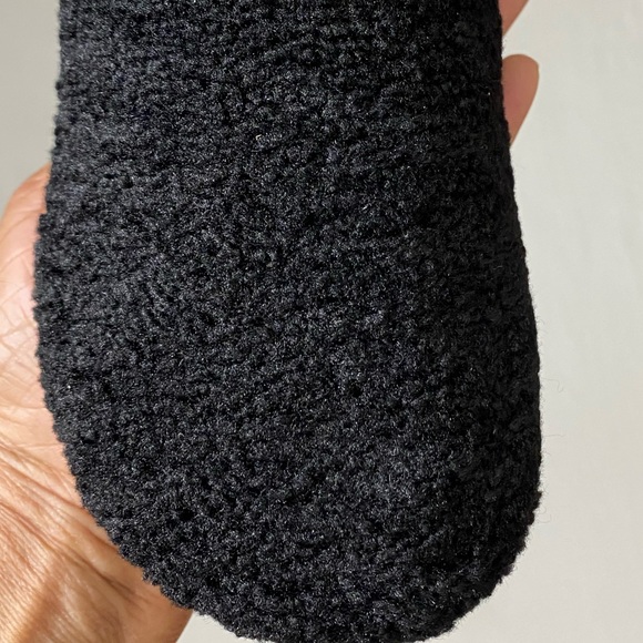 NWT Steve Madden Women’s Black Slip-On, Sherpa Mule, VESA ARCH Size 5. - Picture 9 of 11